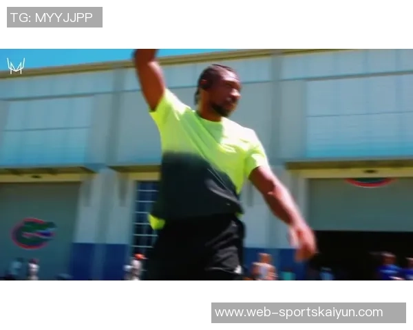 詹姆斯二儿子布莱斯在亚利桑那大学首秀表现出色有望参加2026年NBA选秀